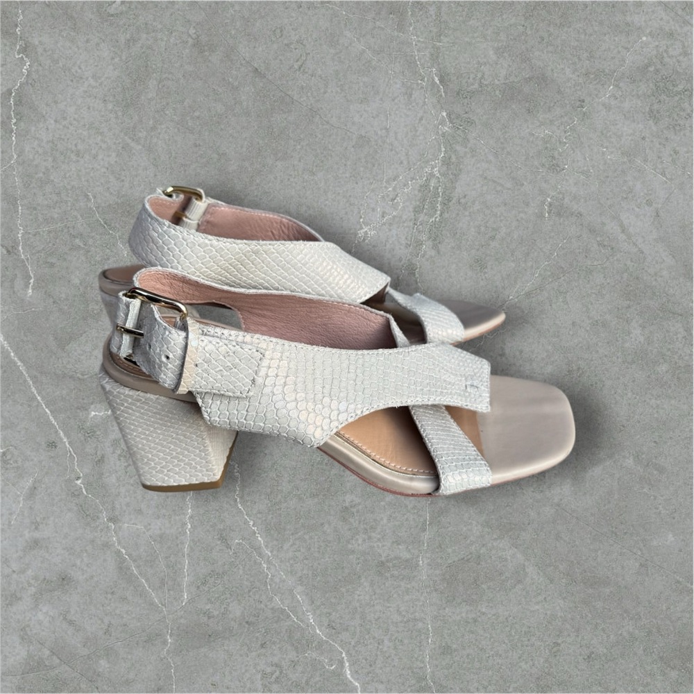 Donald J. Pliner Silver Pasha Slingback Sandals In Praline